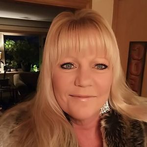 Meet your Posher, Kay